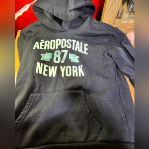 Woman's hoodie (s)